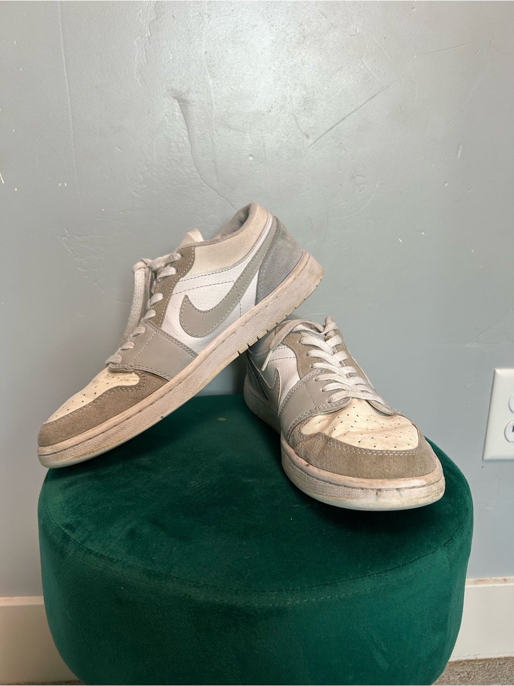 Jordan Air Jordan 1 Low SE Craft Men’s Sneakers Gray/White DN1635-002 - Size 10